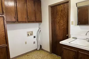 12295 Jackson Rd, Krum, TX 76249 - Photo 11