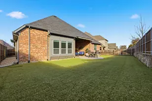 2424 Vaquero Ln, Carrollton, TX 75010 - Photo 25