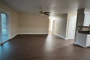 1609 Running River Rd, Garland, TX 75044 - Photo 9