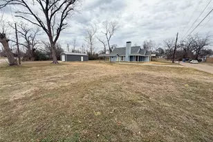 310 Blackjack St, Winnsboro, TX 75494 - Photo 3