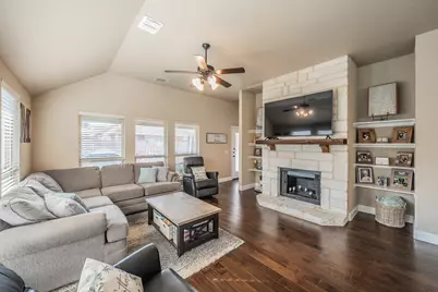 509 Anthony Street, Crowley, TX 76036 - Photo 11