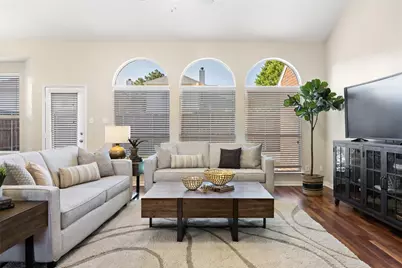 9750 Grassland Drive, Frisco, TX 75035 - Photo 9