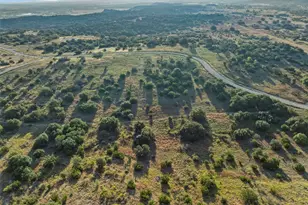 1456 Hidden Oaks Trl, Walnut Springs, TX 76690 - Photo 19