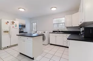 4013 Black Oak Dr, Cleburne, TX 76031 - Photo 7