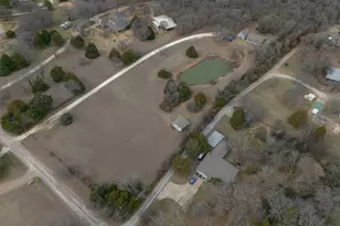 4013 Black Oak Dr, Cleburne, TX 76031 - Photo 17