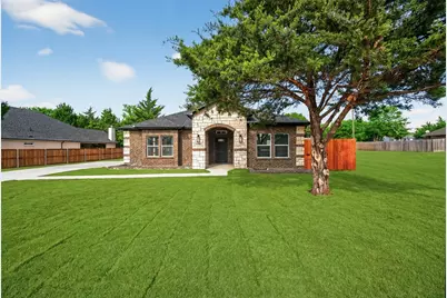 120 E Woodell Drive, Glenn Heights, TX 75154 - Photo 1