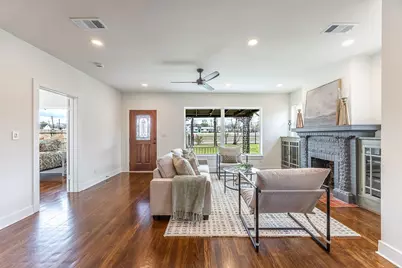 624 N Vernon Avenue, Dallas, TX 75208 - Photo 11