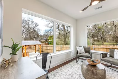 624 N Vernon Avenue, Dallas, TX 75208 - Photo 5