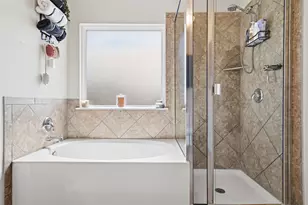 6520 Vista View Dr, Waco, TX 76712 - Photo 11