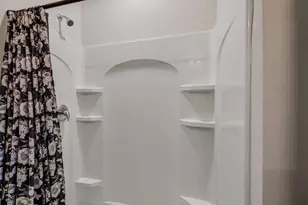 905 Avagail Ave, Springtown, TX 76082 - Photo 7