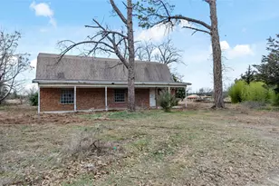 5068 Orchard Rd, Bowie, TX 76230 - Photo 3