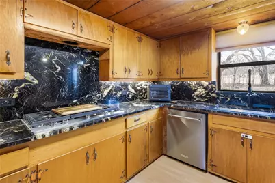 9213 Wilson Road, Pilot Point, TX 76258 - Photo 13