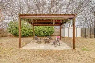 707 Brandt St, Grandview, TX 76050 - Photo 39