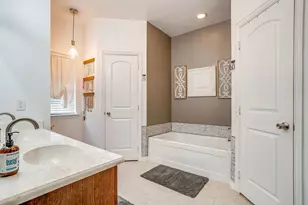 707 Brandt St, Grandview, TX 76050 - Photo 23