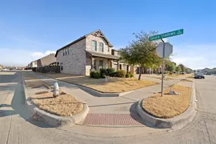 3701 Fossil Tree Ln, Fort Worth, TX 76244 - Photo 5