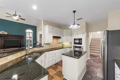 807 Rockcrossing Lane, Allen, TX 75002 - Photo 9