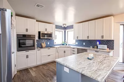 735 Willow Grove Road, Woodway, TX 76712 - Photo 7