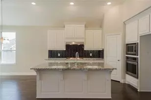 867 Forest St, Little Elm, TX 76227 - Photo 9