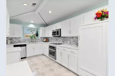 1915 Chesham Drive, Carrollton, TX 75007 - Photo 9