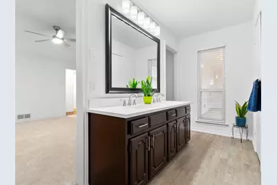 1915 Chesham Drive, Carrollton, TX 75007 - Photo 23