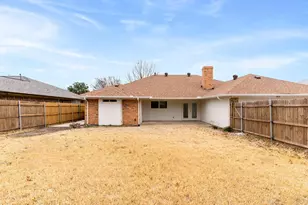 1915 Chesham Dr, Carrollton, TX 75007 - Photo 37