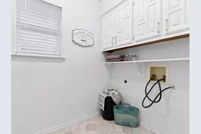 1915 Chesham Drive, Carrollton, TX 75007 - Photo 33