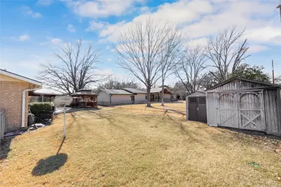 108 S Harkey Street, San Saba, TX 76877 - Photo 7