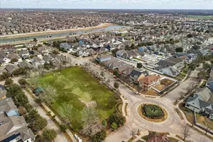 924 Charleston Ln, Savannah, TX 76227 - Photo 37