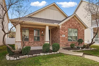 924 Charleston Lane, Savannah, TX 76227 - Photo 5