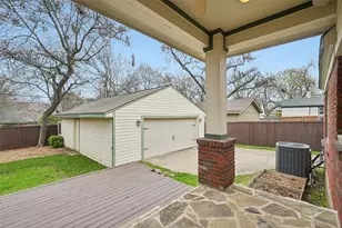 610 Clermont Ave, Dallas, TX 75223 - Photo 9