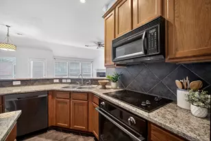 11758 Corsicana Dr, Frisco, TX 75035 - Photo 9