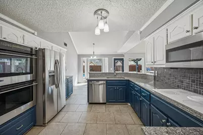 2215 Cimarron Road, McKinney, TX 75072 - Photo 7