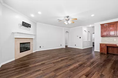 2147 Hunt Club Trail, Frisco, TX 75033 - Photo 9