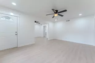 2210 Gaylord Dr, Dallas, TX 75227 - Photo 9