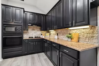 5734 Green Hollow Lane, The Colony, TX 75056 - Photo 7