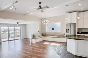 106 Blackfoot Trail, Lake Kiowa, TX 76240 - Photo 9