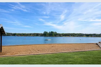 106 Blackfoot Trail, Lake Kiowa, TX 76240 - Photo 35