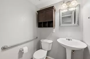 3119 Pompi Dr, Grand Prairie, TX 75052 - Photo 9