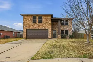 3119 Pompi Dr, Grand Prairie, TX 75052 - Photo 1