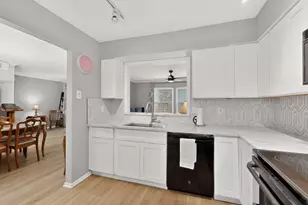 5300 Keller Springs Rd, Dallas, TX 75248 - Photo 11