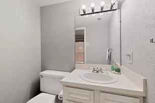 5300 Keller Springs Rd, Dallas, TX 75248 - Photo 23