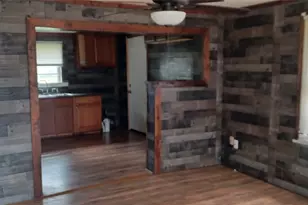 1005 W First St, Hearne, TX 77859 - Photo 3