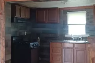 1005 W First St, Hearne, TX 77859 - Photo 5