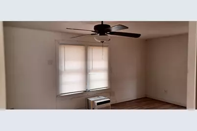 1005 W 1st Street, Hearne, TX 77859 - Photo 9