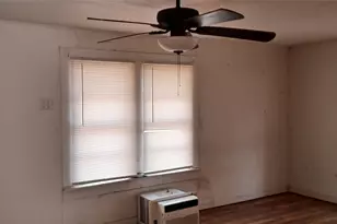 1005 W First St, Hearne, TX 77859 - Photo 9