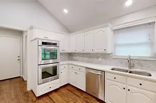 3713 Teal Ln, Bedford, TX 76021 - Photo 9