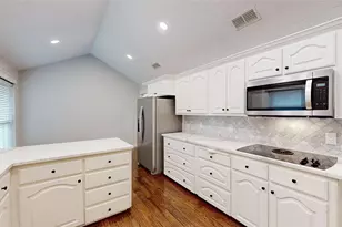 3713 Teal Ln, Bedford, TX 76021 - Photo 7