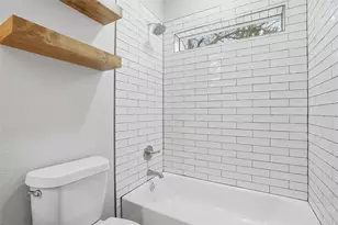 3611 Broken Bow Dr, Granbury, TX 76048 - Photo 31