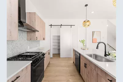 2015 N Prairie Avenue #202, Dallas, TX 75204 - Photo 7