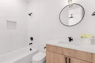 2015 N Prairie Ave, Dallas, TX 75204 - Photo 23